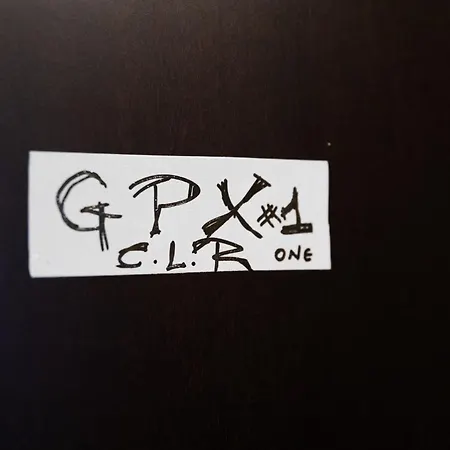 Gpxclr Mediumpenthousesuite Aplus * Larissa